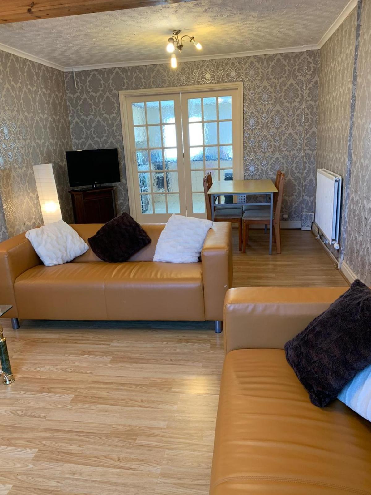 Room Only Guest Accommodation, Guest House Self Catering Μπάνγκορ Εξωτερικό φωτογραφία