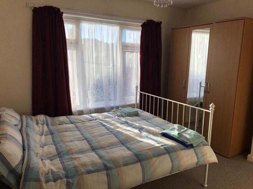 Room Only Guest Accommodation, Guest House Self Catering Μπάνγκορ Εξωτερικό φωτογραφία